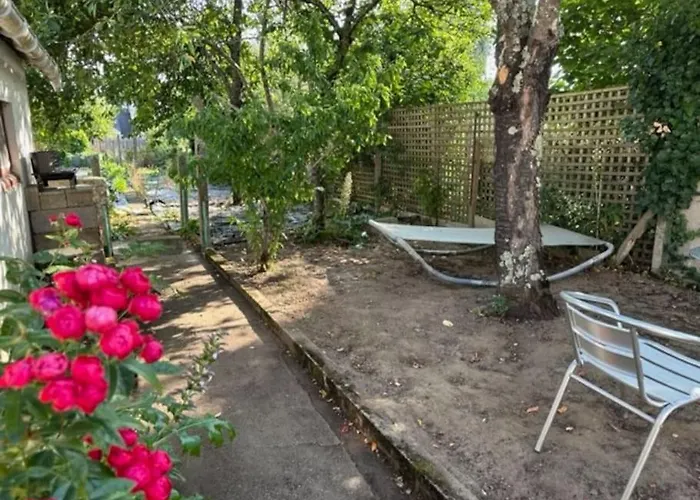 Сasa de vacaciones Petite Maison Et Son Jardinet *