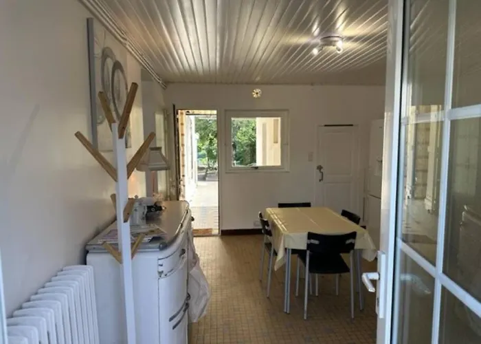 Tatil Evi Petite Maison Et Son Jardinet Angers